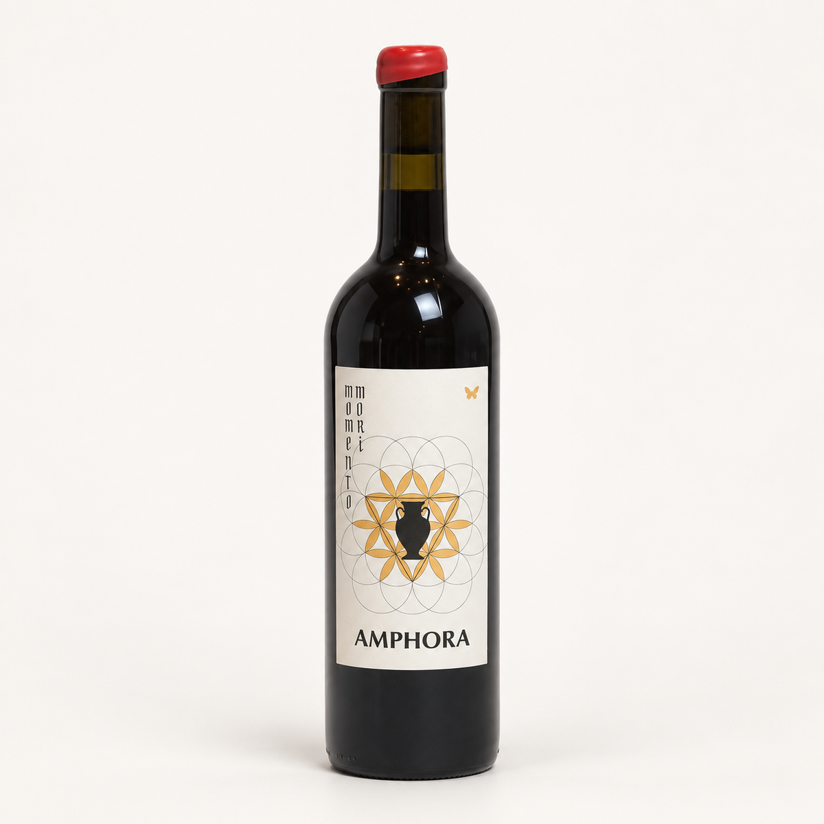 2021 Momento Mori Amphora Syrah wine bottle