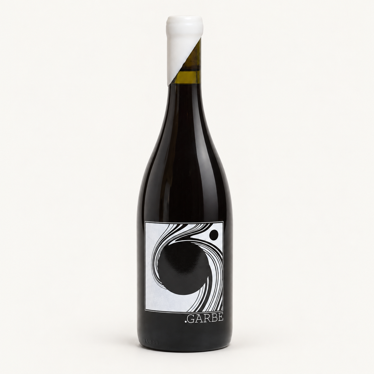 2023 Garbe Vino Carbonic Shiraz wine bottle